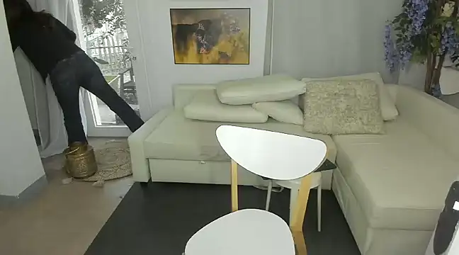 dulcey john online show from March 2025 10:02:01 AM