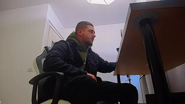 JoshKnights online show from October 2025 05:04:01 AM