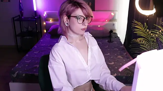 Snapshot of _Moonlight_t chatting on May 2026 08:22:01 AM Moonlight t online show from May 2026 08:22:01 AM