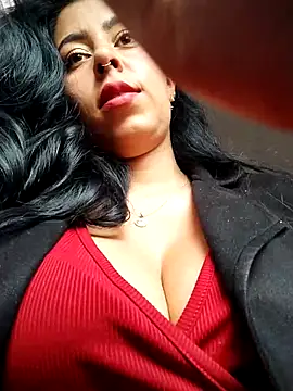 Emily Wane online show from October 2025 04:37:02 PM