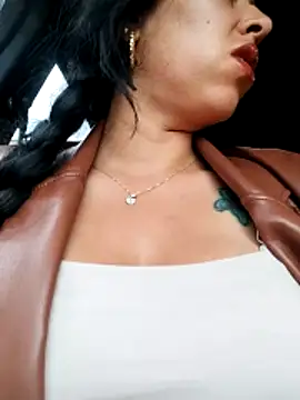 Emily Wane online show from April 2026 06:24:02 PM