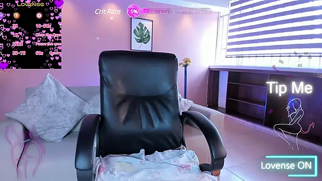 victoria mooree online show from February 2025 03:26:01 PM