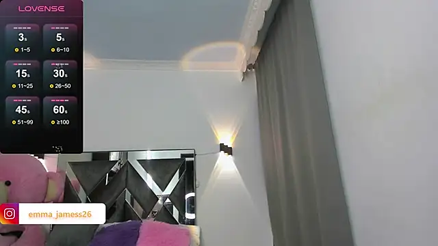 Snapshot of Emma_jamess chatting on December 2024 07:38:01 AM Emma jamess online show from December 2024 07:38:01 AM