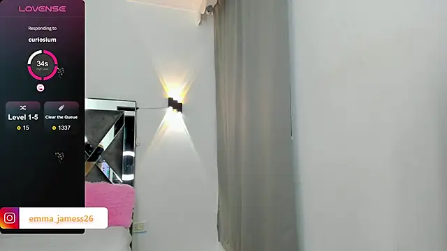 Snapshot of Emma_jamess chatting on February 2025 06:34:02 AM Emma jamess online show from February 2025 06:34:02 AM