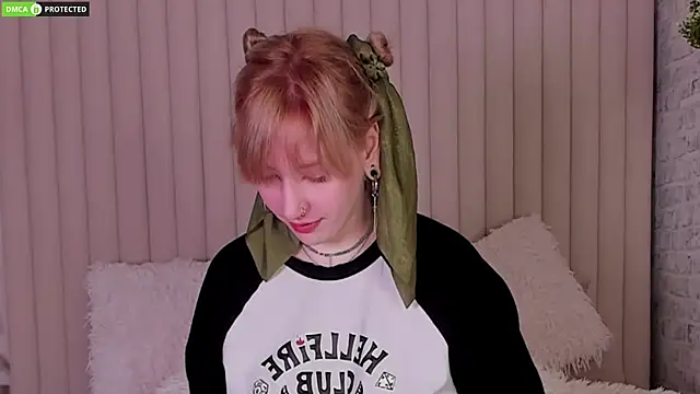 RachelCart online show from September 2025 03:11:02 AM