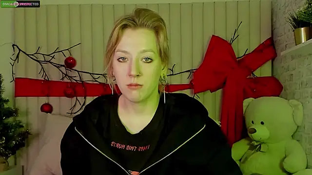 RachelCart online show from December 2025 03:03:02 AM