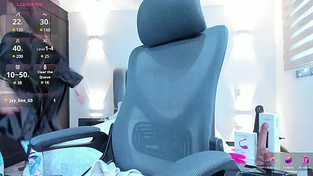 Snapshot of AnaRuiz chatting on March 2025 12:15:01 PM AnaRuiz online show from March 2025 12:15:01 PM