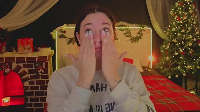 YasmineWest online show from December 2025 01:55:02 AM