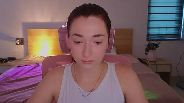 YasmineWest online show from April 2026 07:12:02 AM