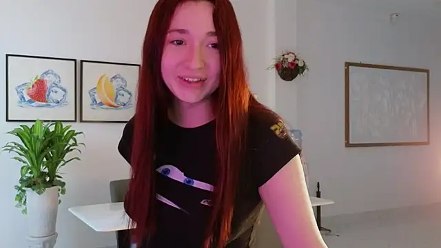 Snapshot of YasmineWest chatting on July 2026 01:25:02 AM YasmineWest online show from July 2026 01:25:02 AM