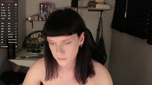 carthylovvve online show from March 2025 06:56:01 PM