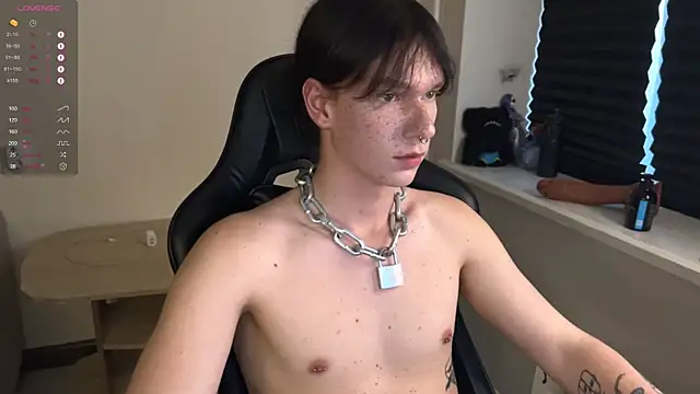 carthylovvve online show from October 2025 01:45:01 PM