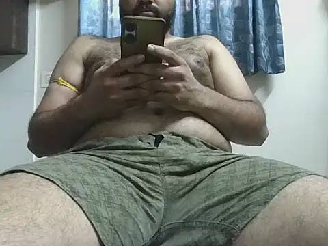 Snapshot of ROCKY15272a chatting on February 2026 06:11:02 AM ROCKY15272a online show from February 2026 06:11:02 AM