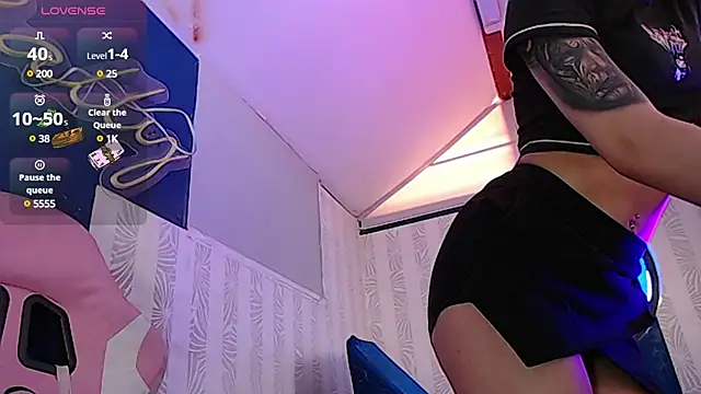 Sally23  online show from December 2024 01:21:01 PM