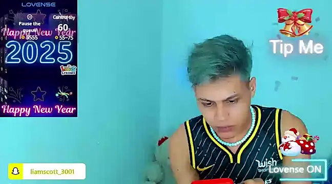 Liamscott  online show from January 2025 05:41:02 AM