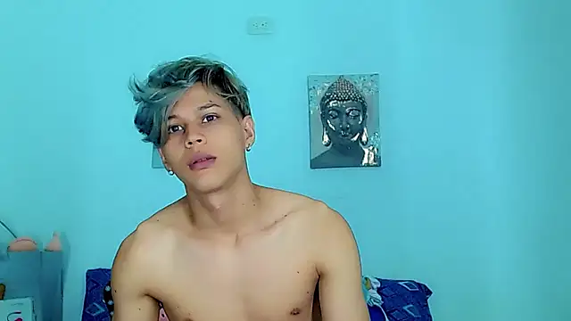 Liamscott  online show from January 2026 03:25:02 PM