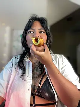 JulianaCastillo online show from January 2025 04:25:02 AM