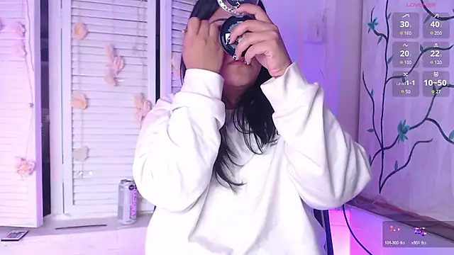 JulianaCastillo online show from January 2025 08:31:02 AM