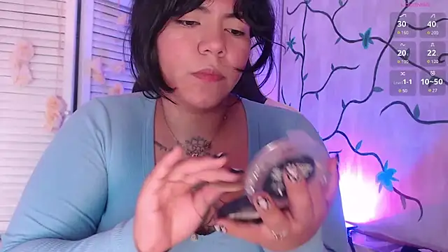 JulianaCastillo online show from January 2025 05:11:02 AM