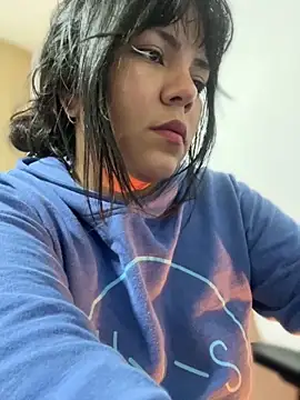 JulianaCastillo online show from September 2025 05:10:02 AM