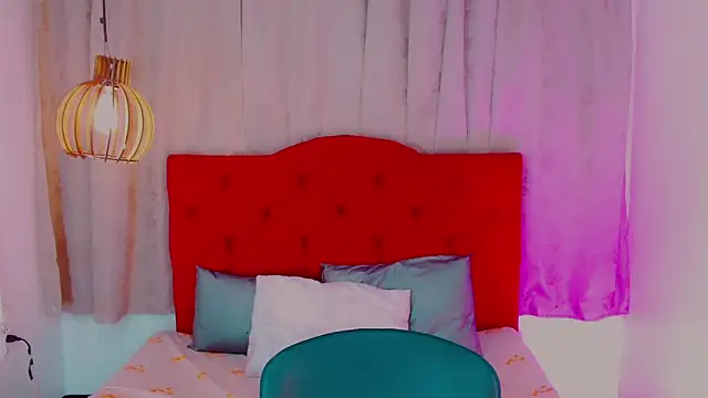 Jessica smith 1 online show from March 2025 11:32:01 AM