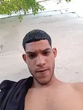 Snapshot of tanned_boy chatting on February 2025 08:10:01 PM tanned boy online show from February 2025 08:10:01 PM