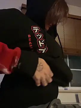 renegade vyxxen online show from January 2025 02:35:02 AM