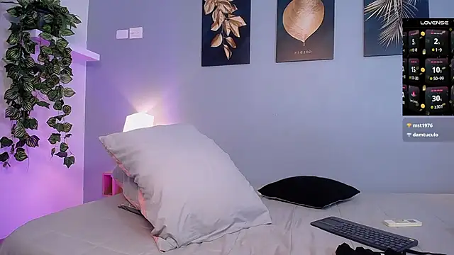 JasmineCampbell  online show from March 2025 12:00:02 AM