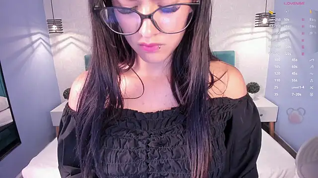 Snapshot of katherin_smith_ chatting on December 2024 11:00:02 AM katherin smith online show from December 2024 11:00:02 AM