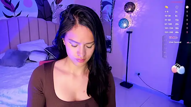 Snapshot of katherin_smith_ chatting on February 2025 07:40:02 PM katherin smith online show from February 2025 07:40:02 PM