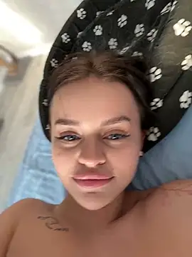 Snapshot of AngelinaTeller chatting on January 2025 02:25:02 AM AngelinaTeller online show from January 2025 02:25:02 AM