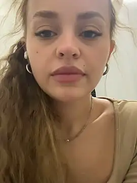 Snapshot of AngelinaTeller chatting on March 2025 02:07:02 AM AngelinaTeller online show from March 2025 02:07:02 AM