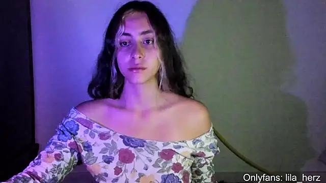 Snapshot of Liherz chatting on March 2025 04:27:01 AM Liherz online show from March 2025 04:27:01 AM