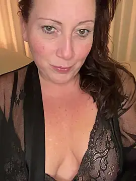 xsexycurvymilf online show from February 2025 03:08:01 PM