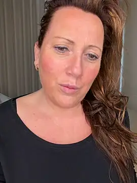 xsexycurvymilf online show from February 2026 02:39:02 PM