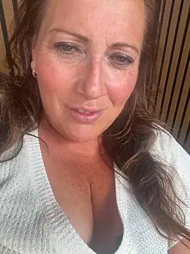 xsexycurvymilf online show from June 2026 02:07:02 PM