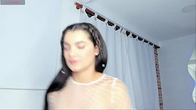 sara evans02 online show from September 2025 02:15:02 AM