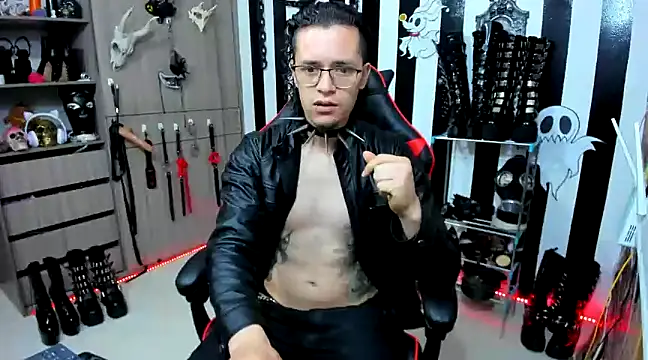 daven56 online show from December 2024 04:19:02 PM