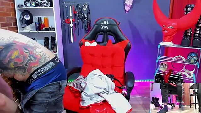 Snapshot of daven56 chatting on February 2026 02:45:01 PM daven56 online show from February 2026 02:45:01 PM