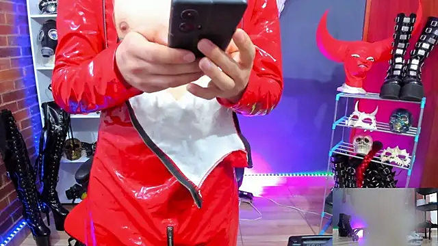 Snapshot of daven56 chatting on February 2026 03:23:01 PM daven56 online show from February 2026 03:23:01 PM