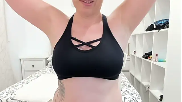 emmita69  online show from November 2025 05:17:01 AM