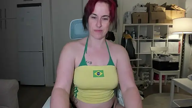 Snapshot of emmita69_ chatting on June 2026 03:57:01 AM emmita69 online show from June 2026 03:57:01 AM
