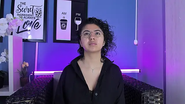 Snapshot of Amareto_ chatting on January 2025 11:46:01 AM Amareto online show from January 2025 11:46:01 AM