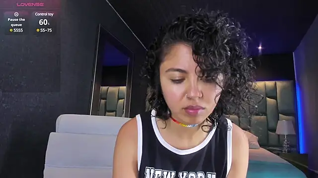 Snapshot of Amareto_ chatting on March 2025 10:34:02 AM Amareto online show from March 2025 10:34:02 AM