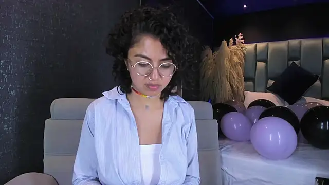 Snapshot of Amareto_ chatting on March 2025 04:54:02 PM Amareto online show from March 2025 04:54:02 PM