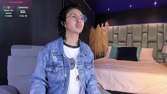 Snapshot of Amareto_ chatting on March 2025 11:36:02 AM Amareto online show from March 2025 11:36:02 AM