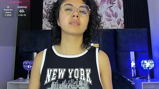 Snapshot of Amareto_ chatting on March 2025 04:43:02 PM Amareto online show from March 2025 04:43:02 PM