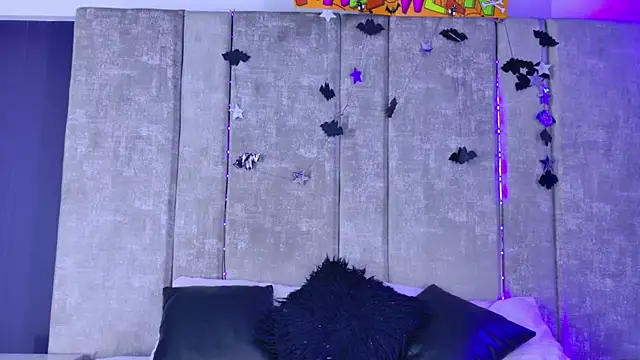 Snapshot of Amareto_ chatting on October 2025 11:12:02 AM Amareto online show from October 2025 11:12:02 AM