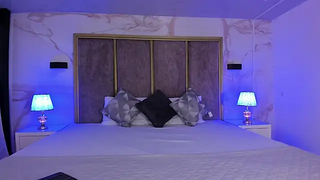 Snapshot of Amareto_ chatting on October 2025 11:44:02 AM Amareto online show from October 2025 11:44:02 AM