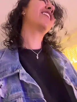 Snapshot of Amareto_ chatting on November 2025 10:36:01 AM Amareto online show from November 2025 10:36:01 AM